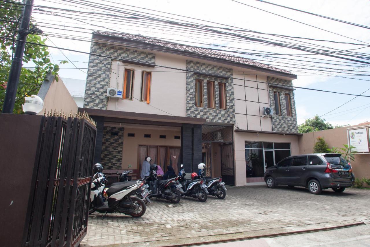 Reddoorz Syariah Near Untag Banyuwangi Hotel Banyuwangi  Exterior foto